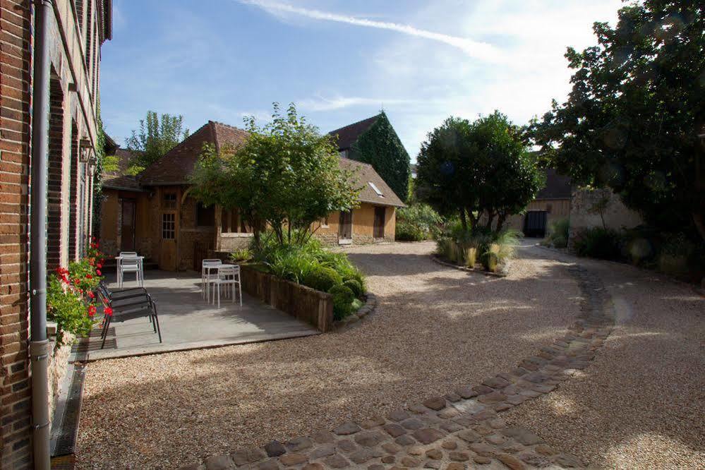 Le Jardin Decouverte Conches-en-Ouche Exterior foto